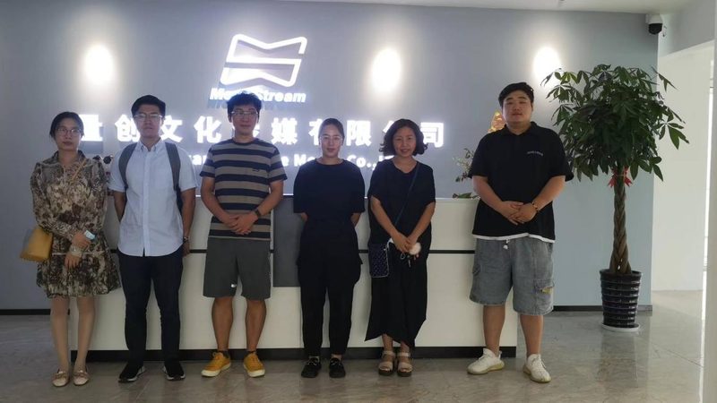 文化传媒公司岗位排名：揭秘行业高薪岗位与晋升路径**